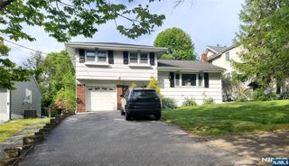 485 E Palisade Avenue, Englewood Cliffs, NJ 07632