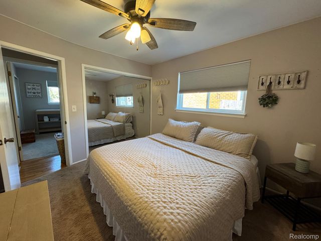 32440 Firwood Drive, Warren, MI 48088