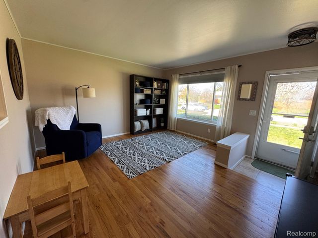 32440 Firwood Drive, Warren, MI 48088