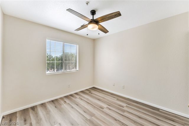 6425 BUTTERCUP CREEK Street, North Las Vegas, NV 89084