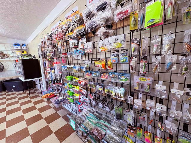 420 Highway 63, Hardy, AR 72542