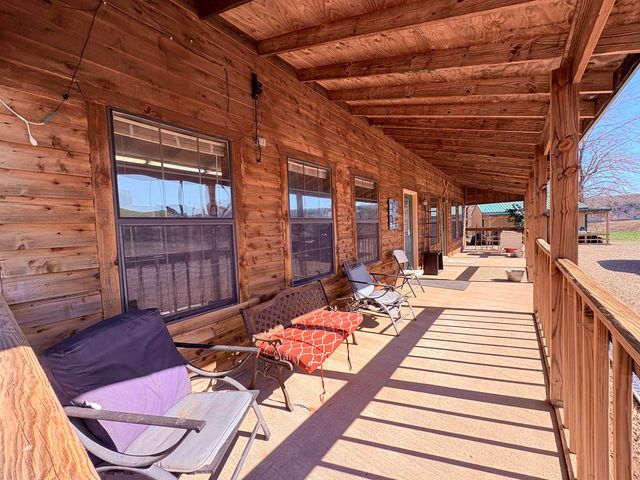 420 Highway 63, Hardy, AR 72542
