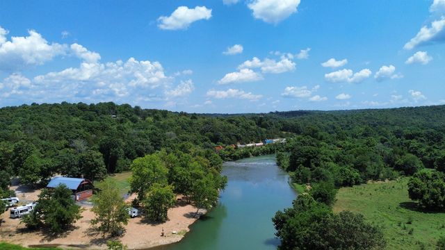 420 Highway 63, Hardy, AR 72542