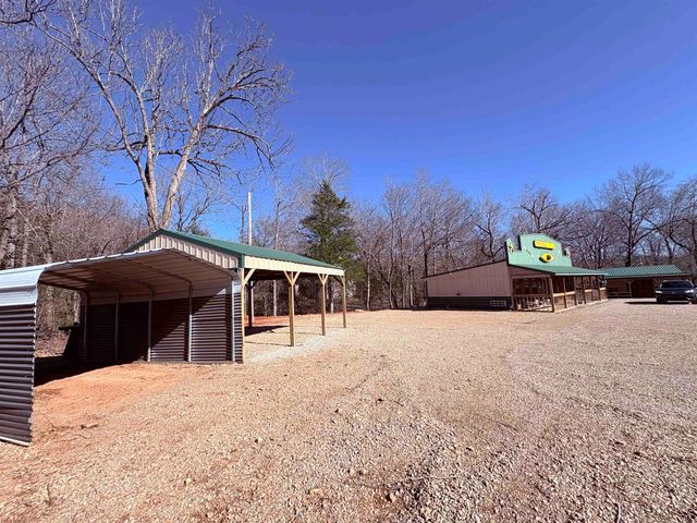 420 Highway 63, Hardy, AR 72542