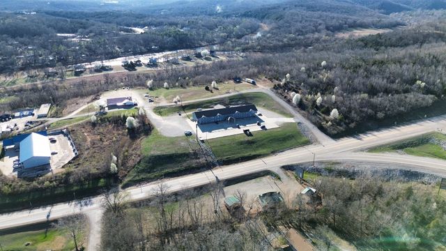 420 Highway 63, Hardy, AR 72542