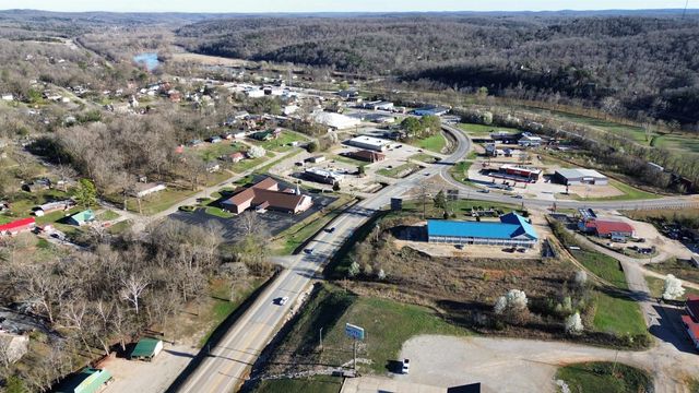 420 Highway 63, Hardy, AR 72542