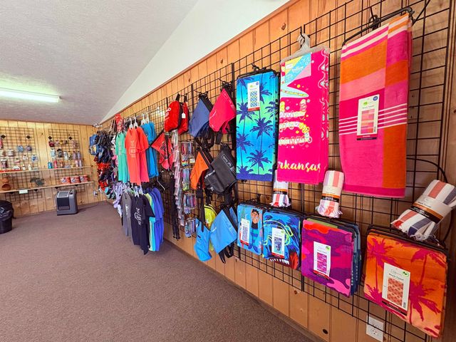 420 Highway 63, Hardy, AR 72542