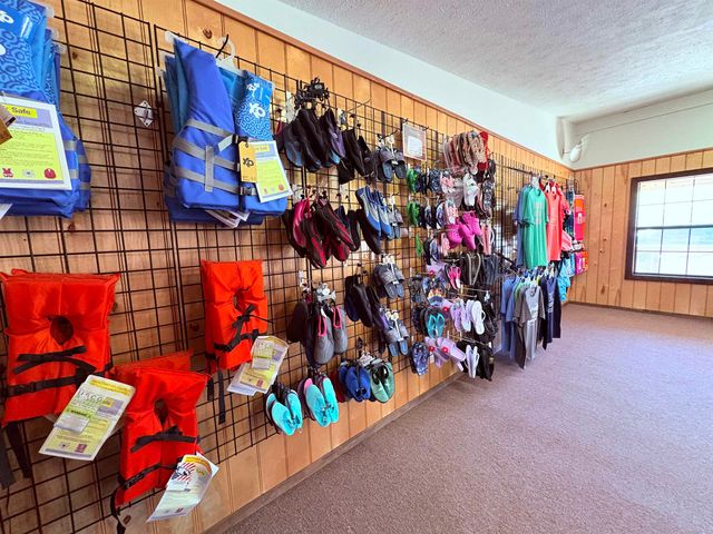 420 Highway 63, Hardy, AR 72542
