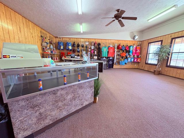 420 Highway 63, Hardy, AR 72542