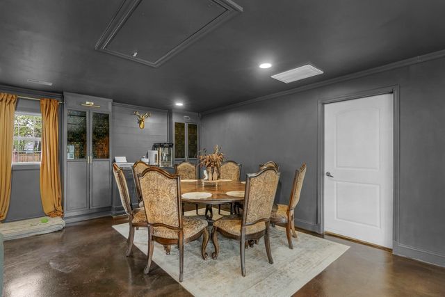 104 East Robberson Street, Willard, MO 65781