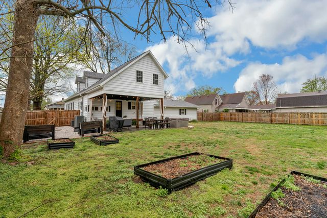 104 East Robberson Street, Willard, MO 65781