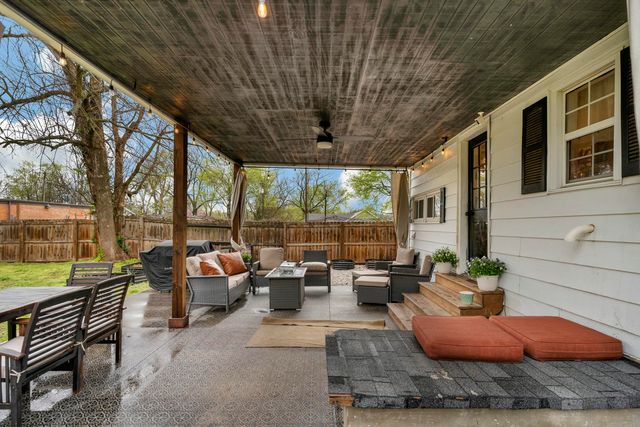 104 East Robberson Street, Willard, MO 65781