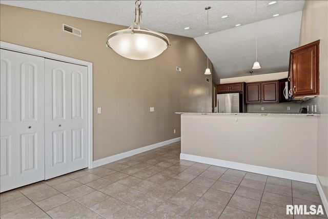 418 E SPRUCE Street, Chatham, IL 62629