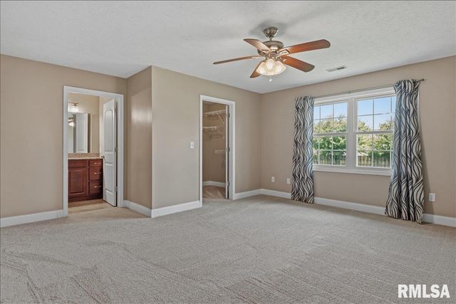 418 E SPRUCE Street, Chatham, IL 62629