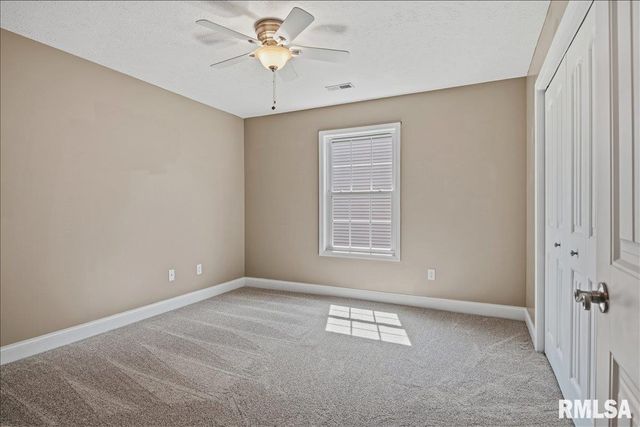 418 E SPRUCE Street, Chatham, IL 62629