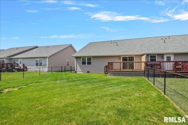 418 E SPRUCE Street, Chatham, IL 62629