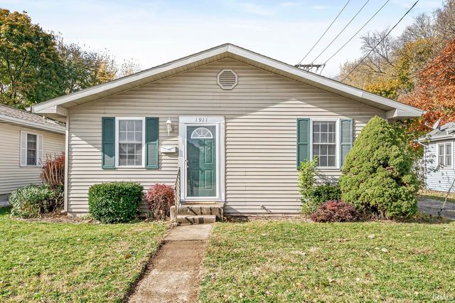 1911 S Ironwood Drive, South Bend, IN 46613