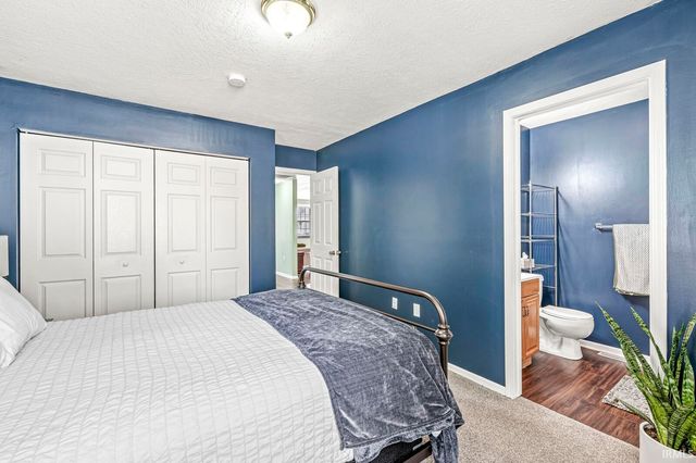 1911 S Ironwood Drive, South Bend, IN 46613