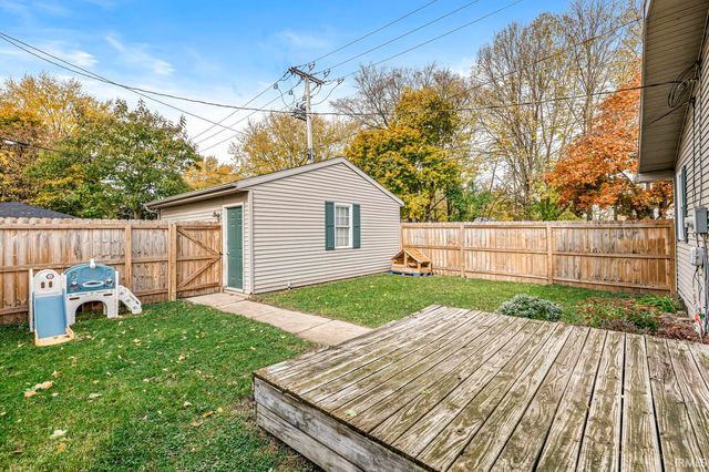 1911 S Ironwood Drive, South Bend, IN 46613