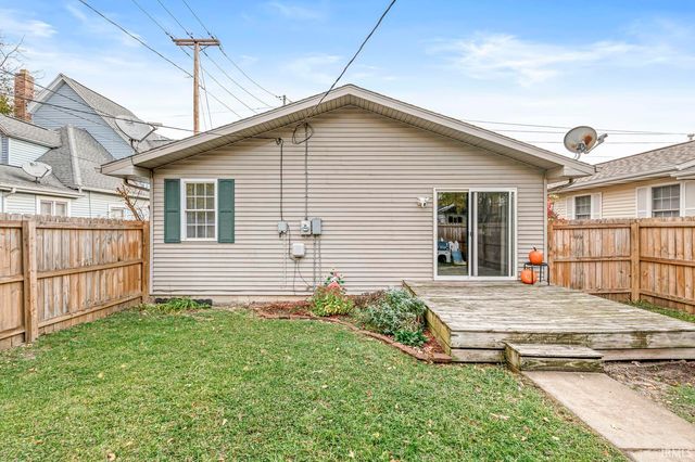 1911 S Ironwood Drive, South Bend, IN 46613