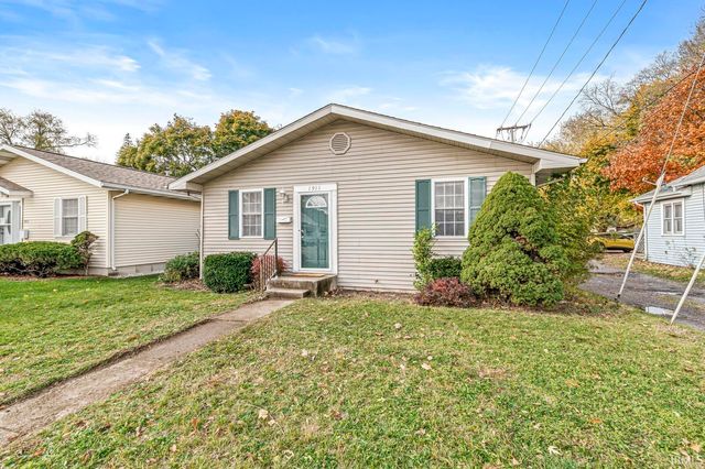 1911 S Ironwood Drive, South Bend, IN 46613