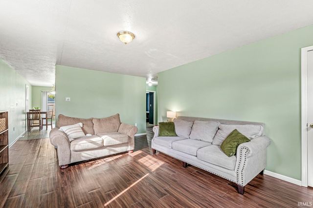 1911 S Ironwood Drive, South Bend, IN 46613