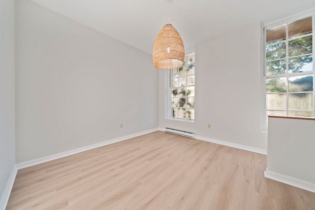 100 Parks St 27, Duxbury, MA 02332
