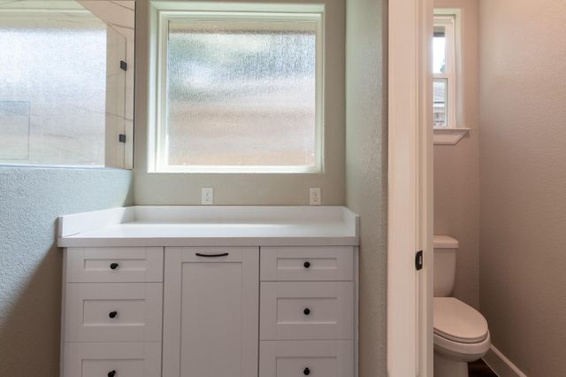 1460 River Oaks Drive, Huntsville, TX 77340