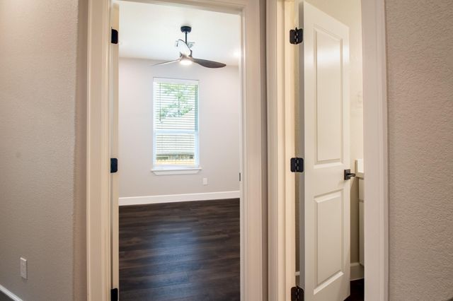 1460 River Oaks Drive, Huntsville, TX 77340