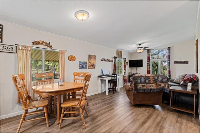 5680 Ashwood Ln, Marysville, CA 95901