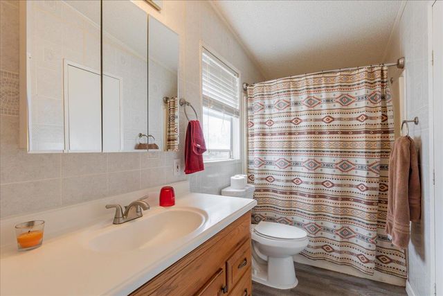 5680 Ashwood Ln, Marysville, CA 95901