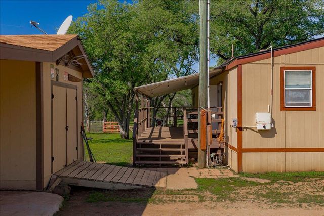 5680 Ashwood Ln, Marysville, CA 95901