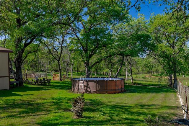 5680 Ashwood Ln, Marysville, CA 95901