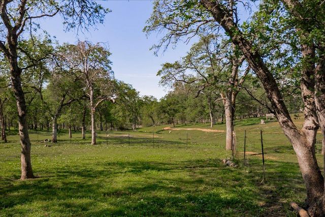 5680 Ashwood Ln, Marysville, CA 95901