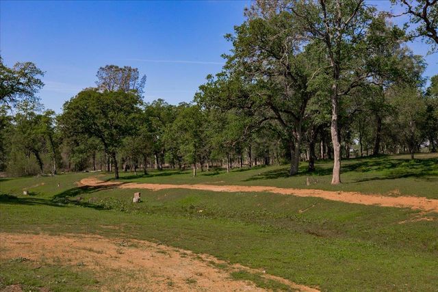 5680 Ashwood Ln, Marysville, CA 95901