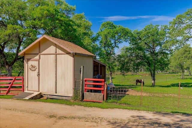 5680 Ashwood Ln, Marysville, CA 95901