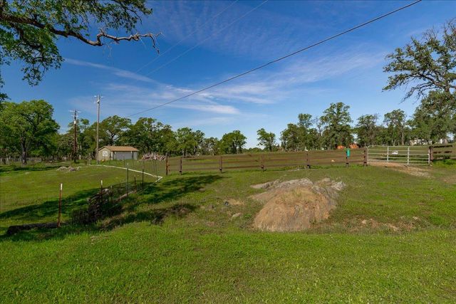 5680 Ashwood Ln, Marysville, CA 95901