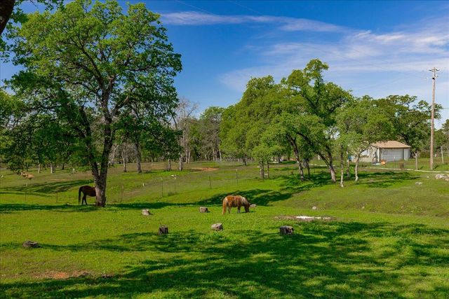 5680 Ashwood Ln, Marysville, CA 95901