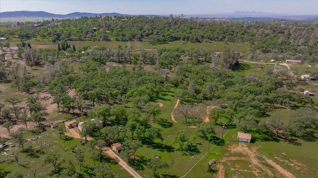 5680 Ashwood Ln, Marysville, CA 95901