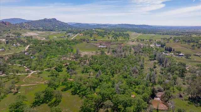 5680 Ashwood Ln, Marysville, CA 95901