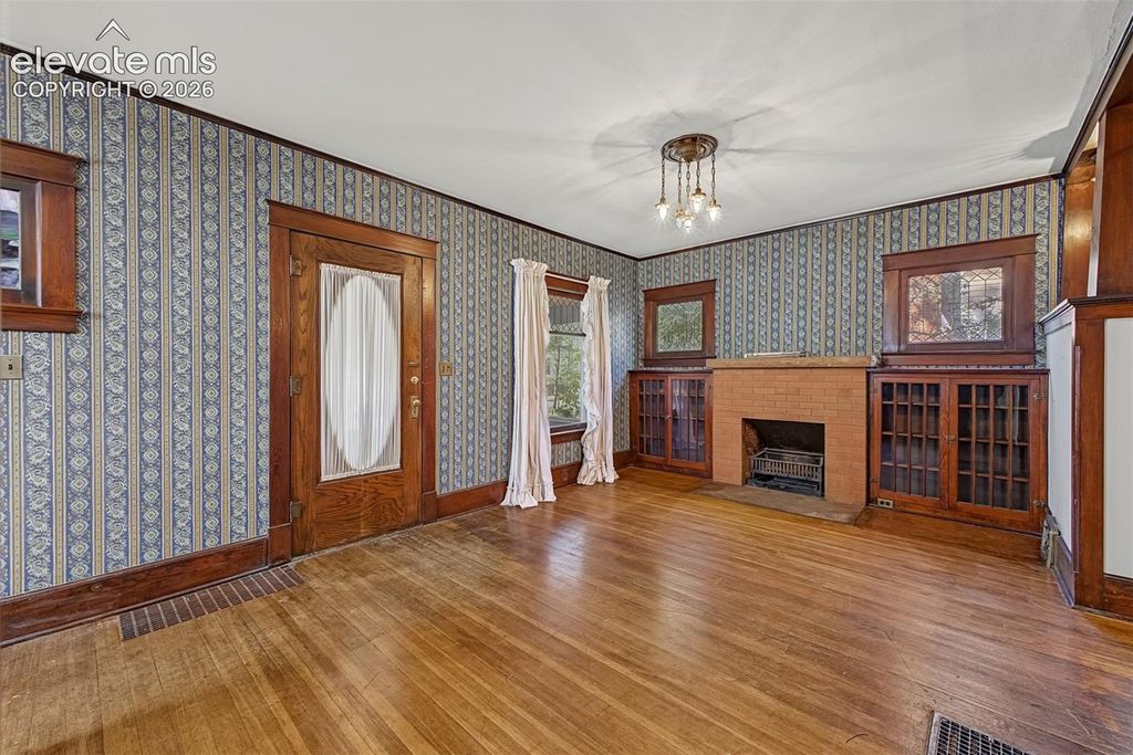 116 E Columbia Street, Colorado Springs, CO 80907 — photo 2