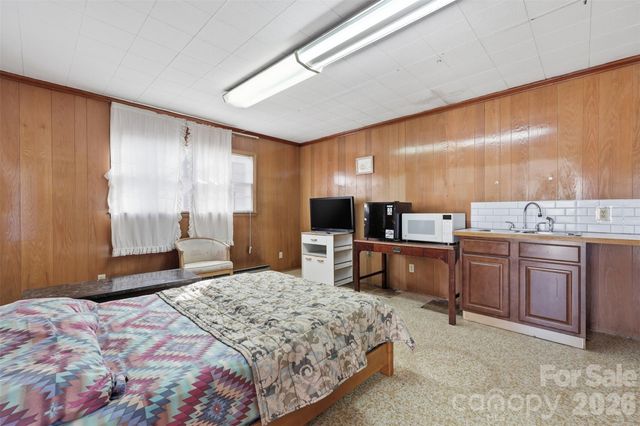 800 Old Little Rock Road, Charlotte, NC 28214