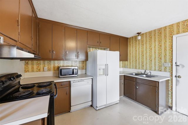 800 Old Little Rock Road, Charlotte, NC 28214