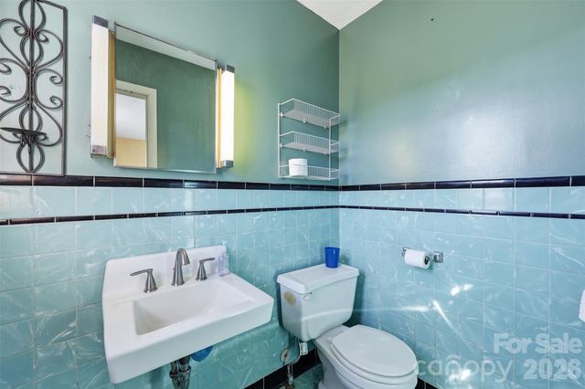 800 Old Little Rock Road, Charlotte, NC 28214