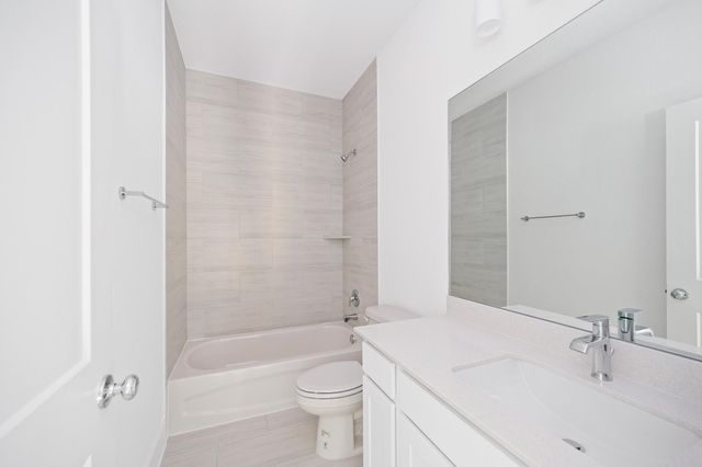 835 Paul Quinn Street B, Houston, TX 77091