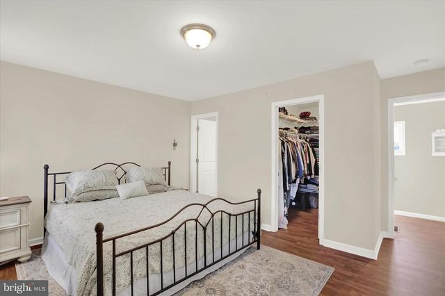 6307 FORGE LN, Harrisburg, PA 17111