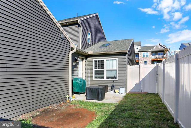 6307 FORGE LN, Harrisburg, PA 17111