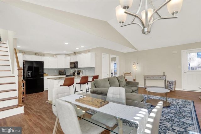 6307 FORGE LN, Harrisburg, PA 17111