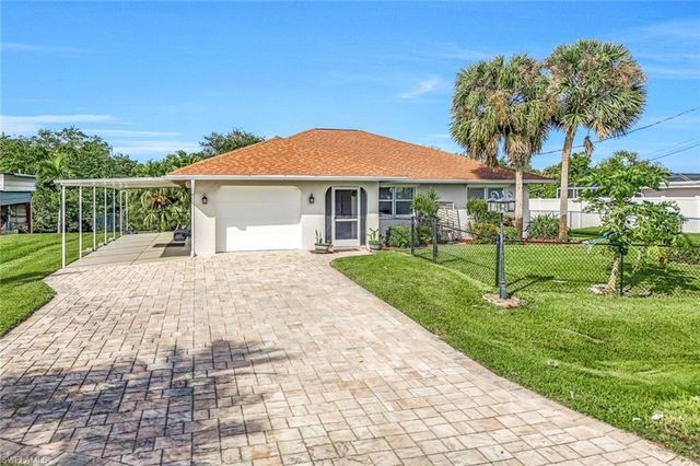 2199 Santiago AVE, Fort Myers, FL 33905