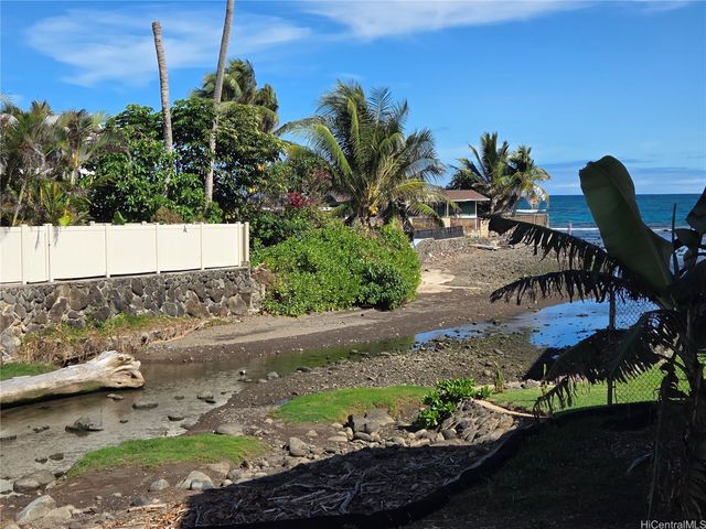 54-016 Pipilani Place, Hauula, HI 96717